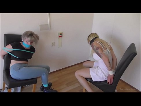 ❤️ нашъаманд / баста ва gagged / духтарак дар изтироб ❤️ Секс дар мо ❌